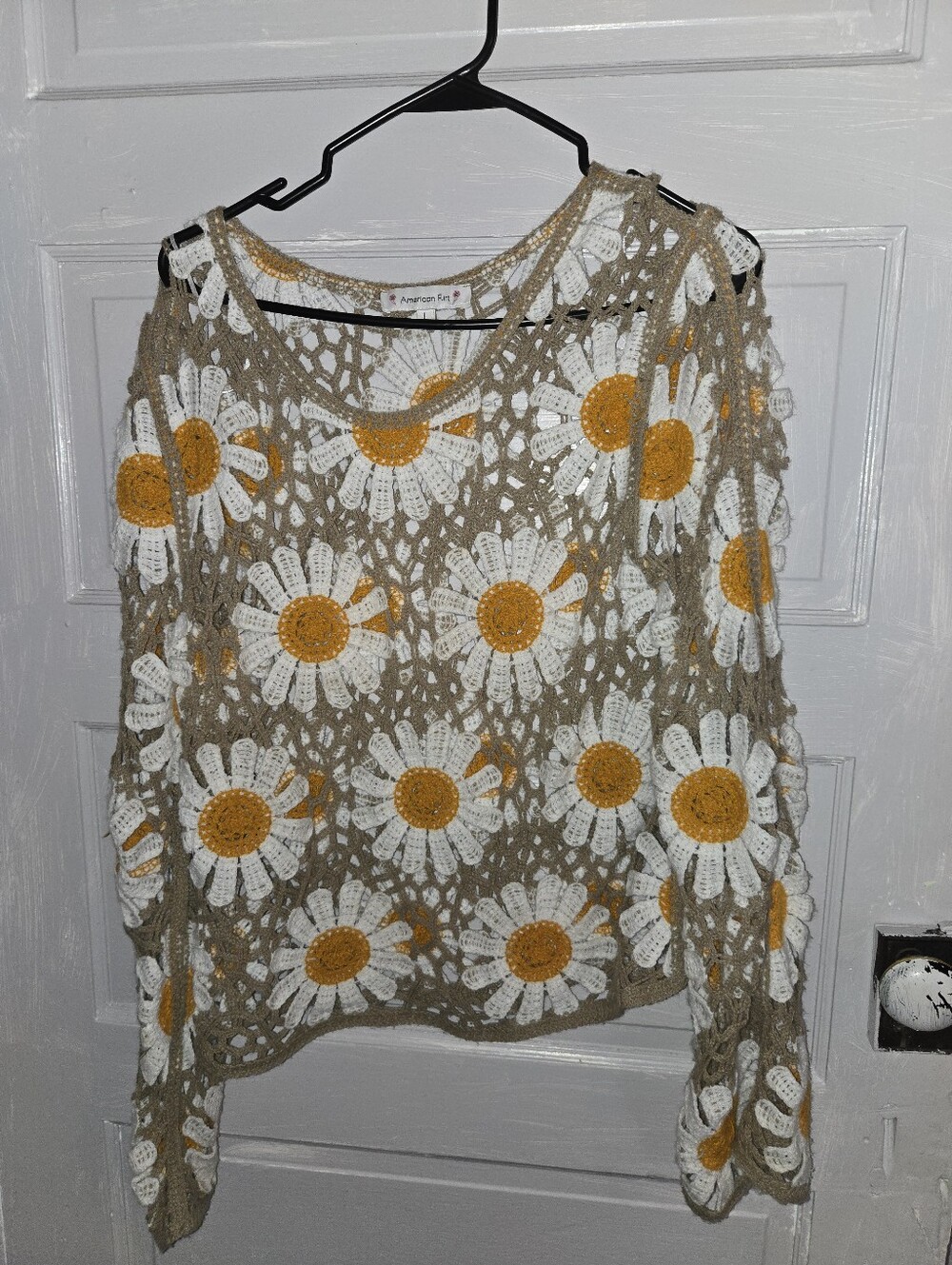 Daisy Crochet Long-Sleeve - Beige